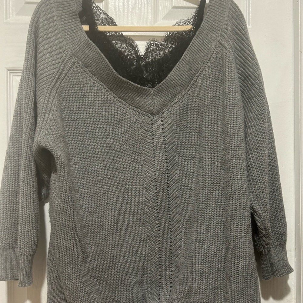 VENUS Gray V-Neck Women's Sweater